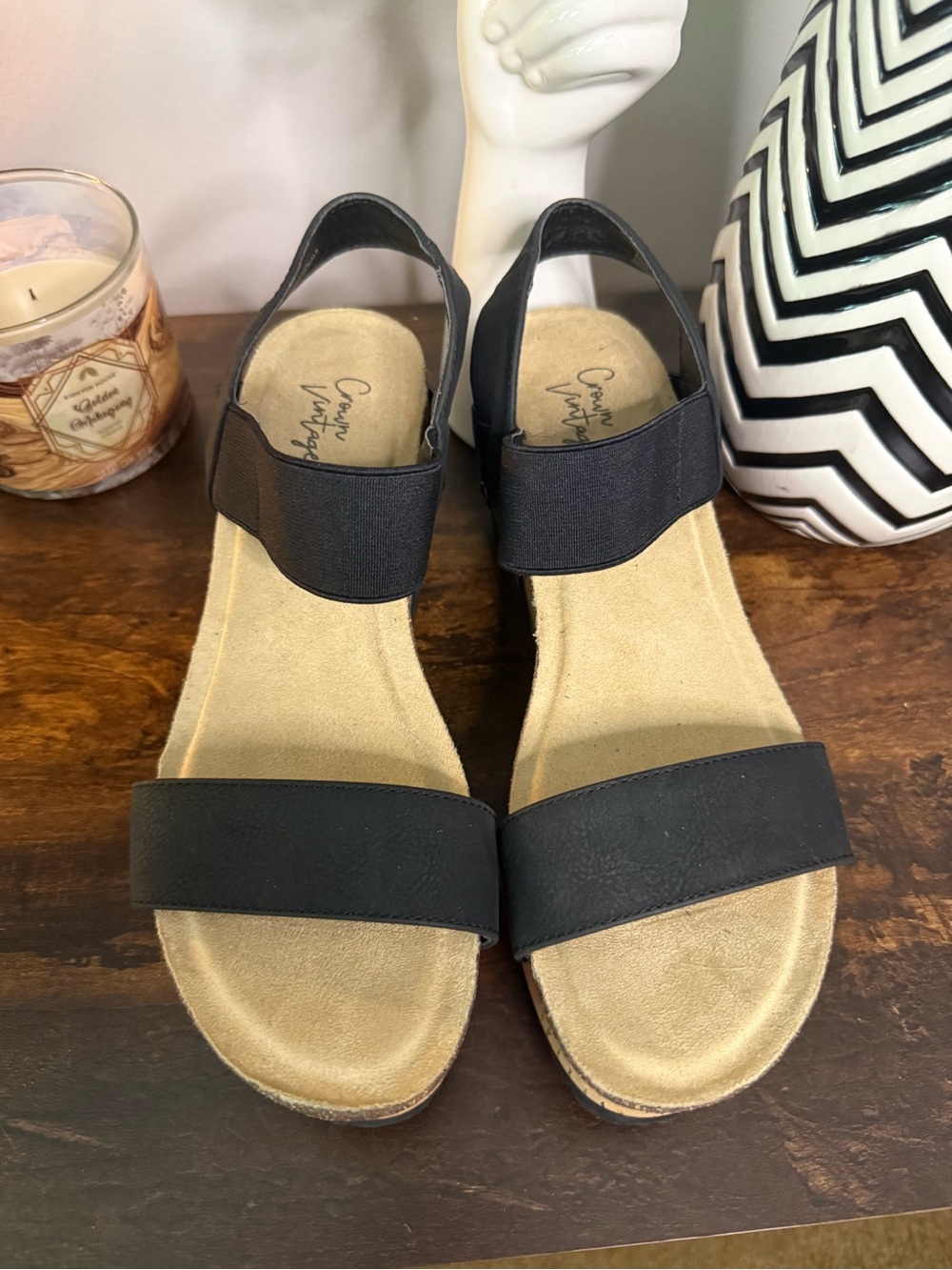 Crown Vintage Platform Wedge Sandals - Picture 2 of 5